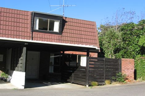 Photo of property in 62 Churton Drive, Churton Park, Wellington, 6037