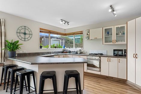 Photo of property in 13 Oldham Place, Darfield, 7510