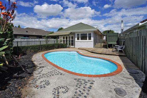 Photo of property in 72 Enderley Avenue, Enderley, Hamilton, 3214