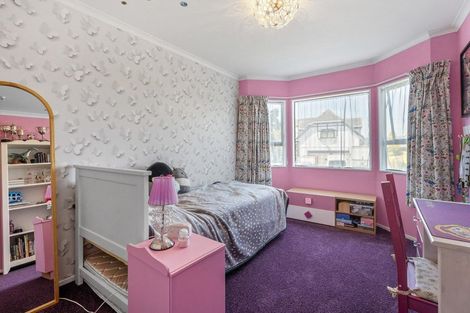 Photo of property in 3 Tregony Place, Camborne, Porirua, 5026