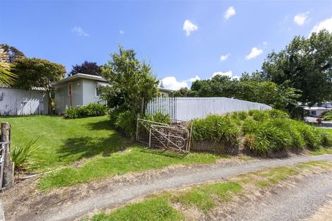 Photo of property in 21 Renown Road, Raumati South, Paraparaumu, 5032
