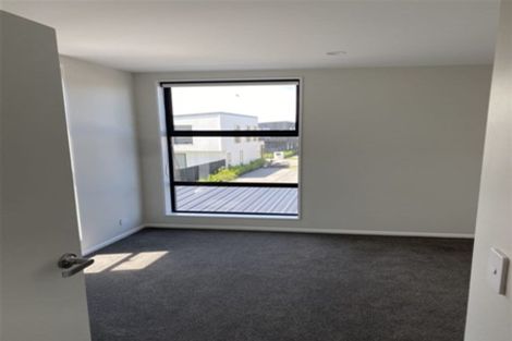 Photo of property in 87 Walters Road, Papakura, Takanini, 2110