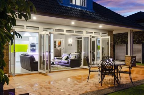 Photo of property in 64 Waldorf Crescent, Orewa, 0931