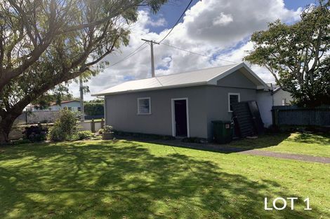 Photo of property in 107-109 Ihaia Road, Opunake, 4616