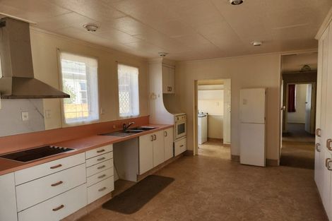 Photo of property in 59 Seddon Street, Naenae, Lower Hutt, 5011