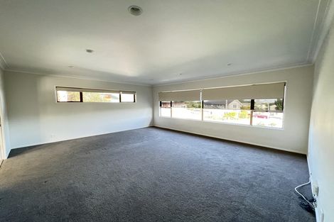 Photo of property in 10 Markham Place, Bucklands Beach, Auckland, 2012