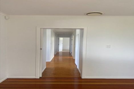 Photo of property in 24 Aotea Road, Glen Eden, Auckland, 0602