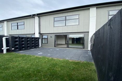 Photo of property in 6/66 Metcalfe Road, Ranui, Auckland, 0612