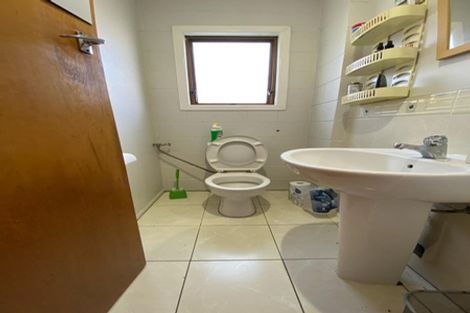 Photo of property in 45 Sylvia Road, Hillcrest, Auckland, 0627