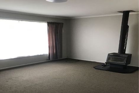 Photo of property in 98 Te Rangitautahanga Road, Turangi, 3334