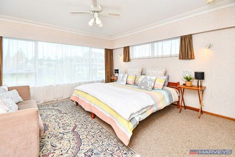 Photo of property in 74 Grande Vue Road, Hillpark, Auckland, 2102