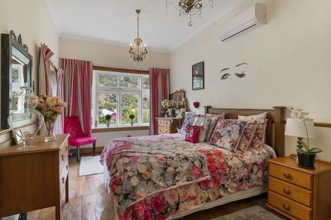 Photo of property in 11 Tilley Road, Paekakariki, 5034