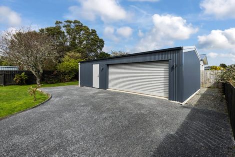 Photo of property in 2 Coleman Street, Paraparaumu, 5032