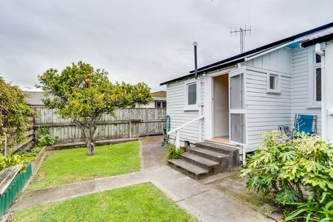 Photo of property in 67 Taradale Road, Onekawa, Napier, 4110