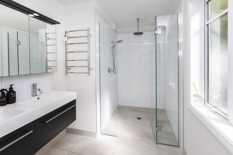 Photo of property in 8 Lucas Lane, Hillsborough, Christchurch, 8022