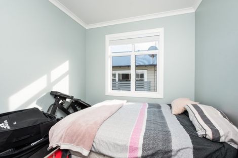 Photo of property in 204 Coutts Street, Rongotai, Wellington, 6022