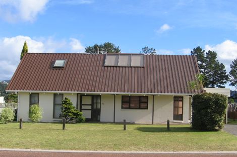 Photo of property in 32 Dunlop Drive, Pauanui, Hikuai, 3579