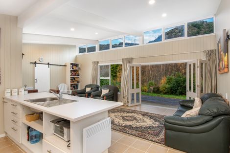 Photo of property in 23 Village Loop Road, Waipori Falls, Outram, 9073