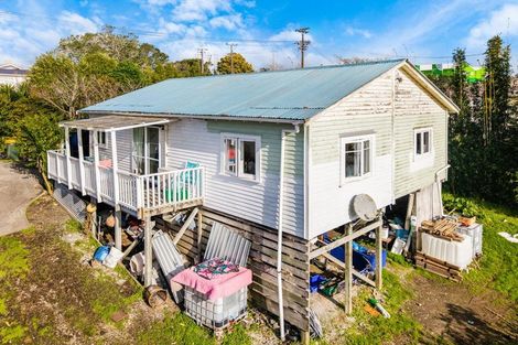 Photo of property in 28 Port Albert Road, Wellsford, 0900