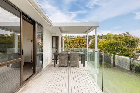 Photo of property in 11 Beachville Road, Redcliffs, Christchurch, 8081