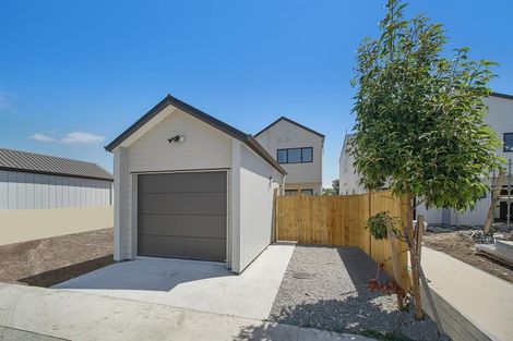 Photo of property in 165 Grove Road, Papakura, 2110