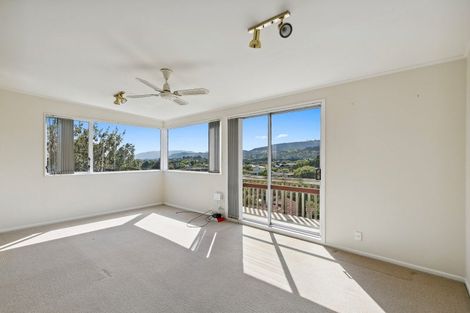 Photo of property in 89 Renown Road, Raumati South, Paraparaumu, 5032