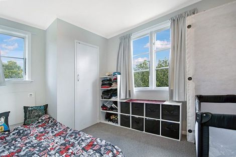 Photo of property in 30 Norcross Avenue, Henderson, Auckland, 0612