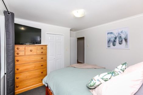 Photo of property in 10 Heaphy Street, Westown, New Plymouth, 4310