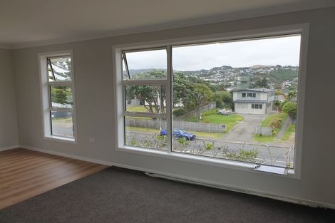 Photo of property in 31 Main Road, Titahi Bay, Porirua, 5022