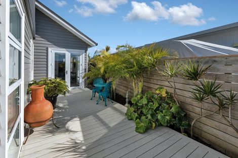 Photo of property in 13 Waitemata Drive, One Tree Point, 0118