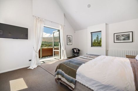 Photo of property in Millbrook Resort, 24 Ayrburn Ridge, Arrowtown, 9371