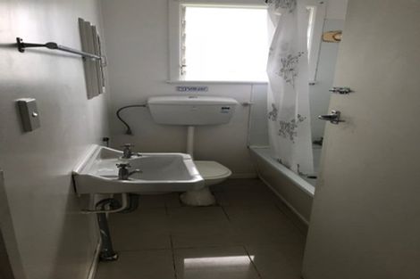 Photo of property in 2/42 Halsey Road, Manurewa, Auckland, 2102