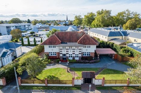 Photo of property in 70 Queen Street, Cambridge, 3434