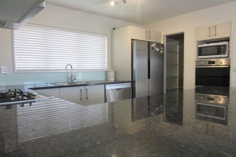 Photo of property in 3b Mcleod Road, Henderson, Auckland, 0612