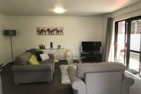 Photo of property in 2/76 Twelfth Avenue, Tauranga South, Tauranga, 3112