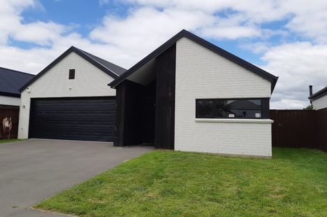 Photo of property in 25 Gallaghan Close, Wigram, Christchurch, 8042
