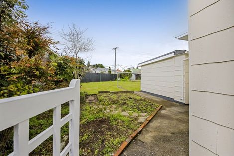 Photo of property in 5 Raleigh Street, Vogeltown, New Plymouth, 4310