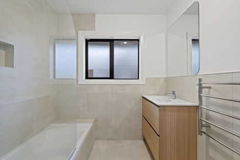 Photo of property in 26 Liverton Crescent, Bishopdale, Christchurch, 8053