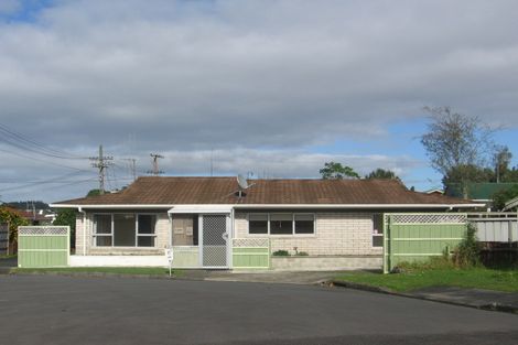 Photo of property in 6 Neil Street, Regent, Whangarei, 0112