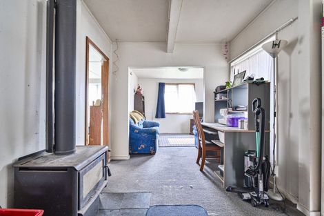 Photo of property in 1004 Bledisloe Street, Raureka, Hastings, 4120