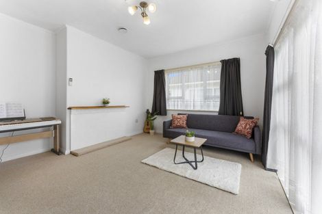 Photo of property in 510 Featherston Street, Roslyn, Palmerston North, 4414