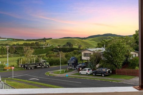 Photo of property in 64 Corinna Street, Welcome Bay, Tauranga, 3112