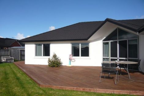 Photo of property in 2 Tallentire Crescent, Huntington, Hamilton, 3210