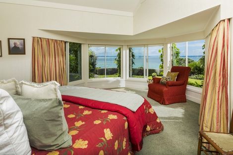 Photo of property in 122 Vauxhall Road, Narrow Neck, Auckland, 0624