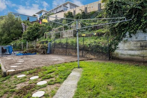 Photo of property in 11 Penryn Drive, Camborne, Porirua, 5026
