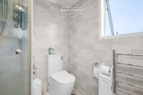 Photo of property in 8 Julian Place, Otara, Auckland, 2023