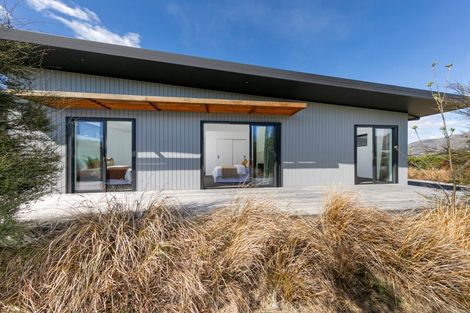Photo of property in 20 Makomako Road, Wanaka, 9305