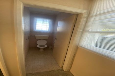 Photo of property in 107 Macandrew Road, South Dunedin, Dunedin, 9012