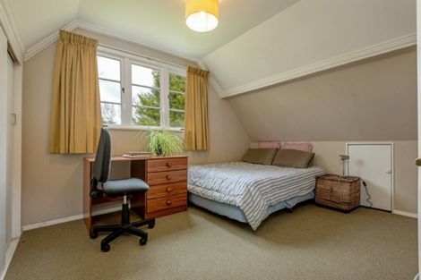 Photo of property in 6 Montgomery Terrace, Hokowhitu, Palmerston North, 4410