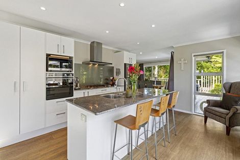 Photo of property in 15c Verran Road, Birkenhead, Auckland, 0626